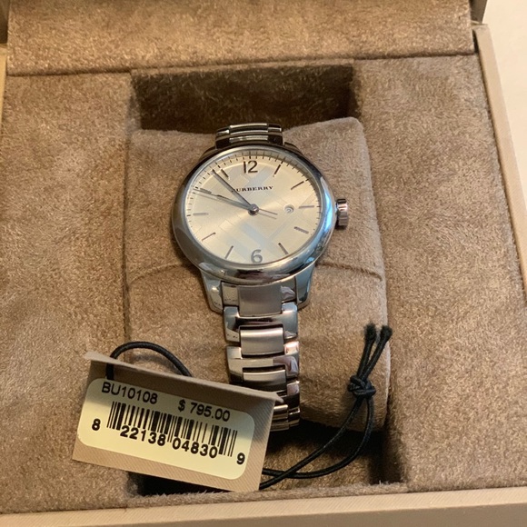 Burberry Watch w/Tags & Original Box - Picture 2 of 3